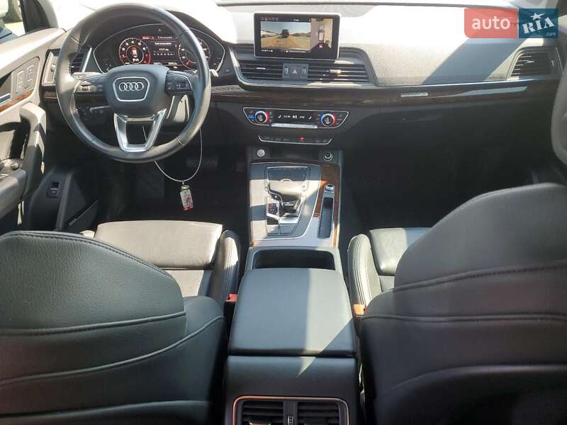 Внедорожник / Кроссовер Audi Q5 2018 в Киеве