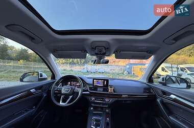 Внедорожник / Кроссовер Audi Q5 2020 в 