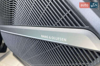 Внедорожник / Кроссовер Audi Q5 2019 в 