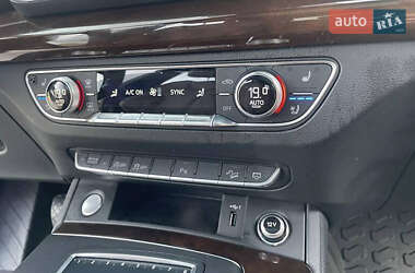 Внедорожник / Кроссовер Audi Q5 2019 в 