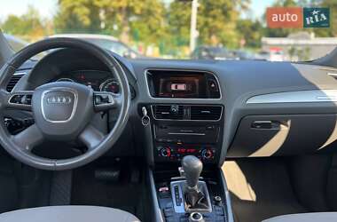 Внедорожник / Кроссовер Audi Q5 2011 в 
