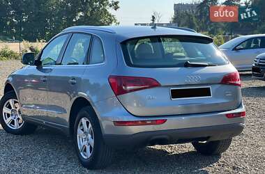 Внедорожник / Кроссовер Audi Q5 2011 в 