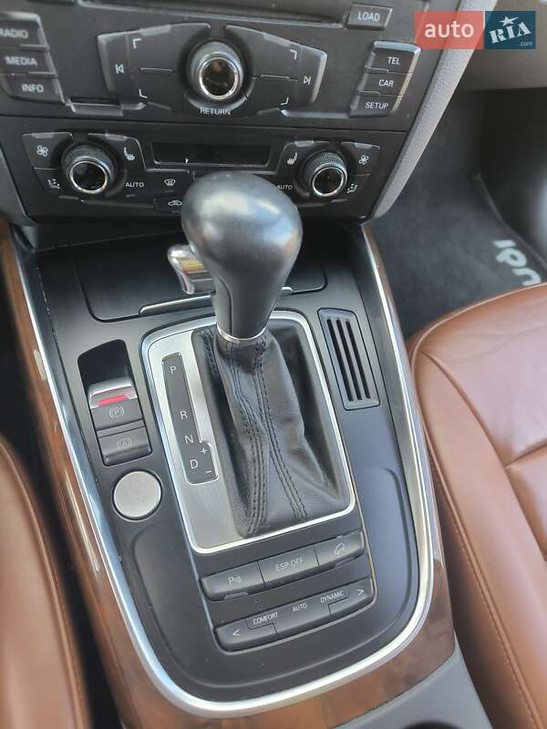 Внедорожник / Кроссовер Audi Q5 2009 в Петропавловской Борщаговке