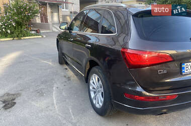Внедорожник / Кроссовер Audi Q5 2015 в 