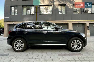 Внедорожник / Кроссовер Audi Q5 2015 в 