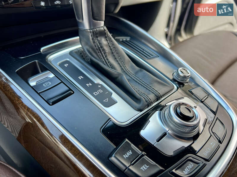 Позашляховик / Кросовер Audi Q5 2015 в Тернополі