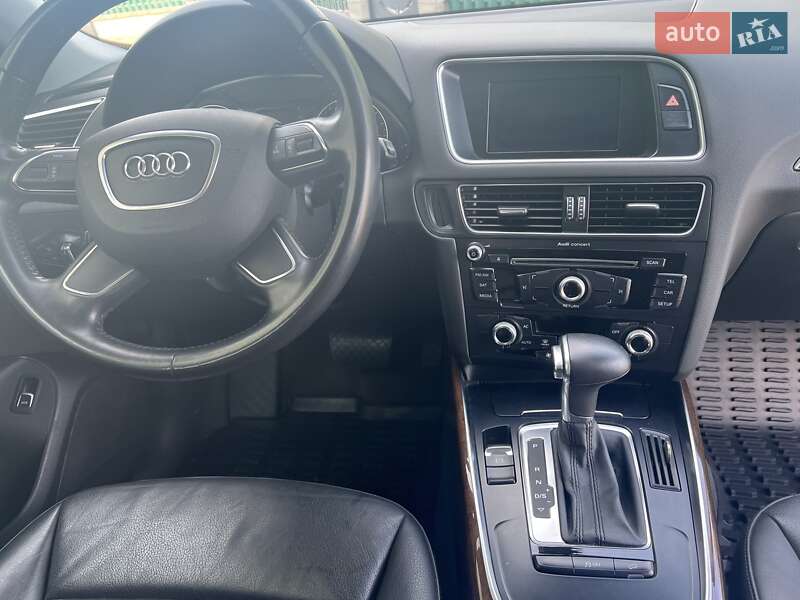 Внедорожник / Кроссовер Audi Q5 2013 в Киеве