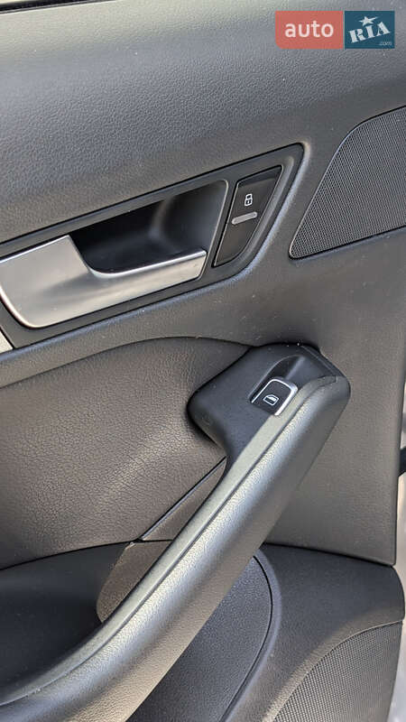 Внедорожник / Кроссовер Audi Q5 2014 в Луцке