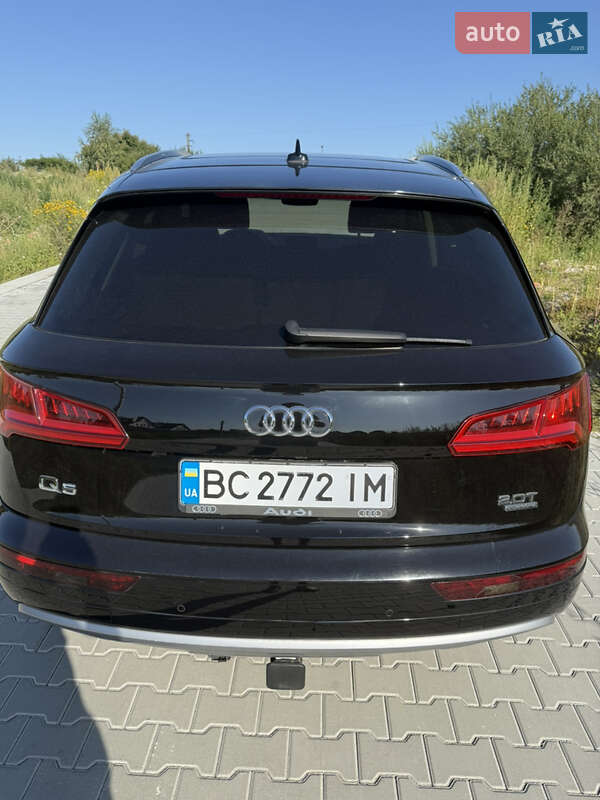 Внедорожник / Кроссовер Audi Q5 2017 в Львове