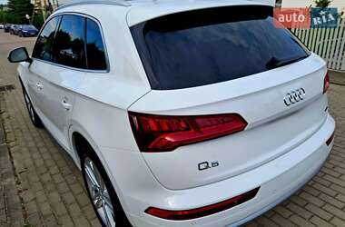 Внедорожник / Кроссовер Audi Q5 2019 в 
