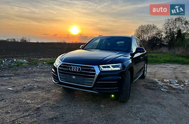 Внедорожник / Кроссовер Audi Q5 2019 в 
