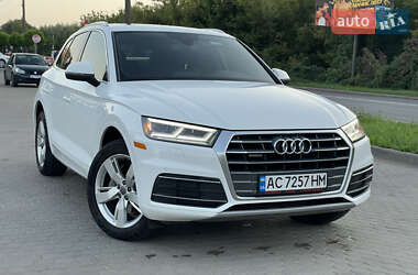 Позашляховик / Кросовер Audi Q5 2018 в Луцьку