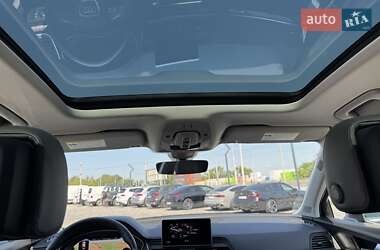 Внедорожник / Кроссовер Audi Q5 2017 в 