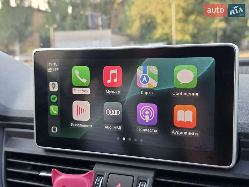 Позашляховик / Кросовер Audi Q5 2019 в Ужгороді