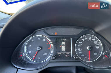 Внедорожник / Кроссовер Audi Q5 2012 в 