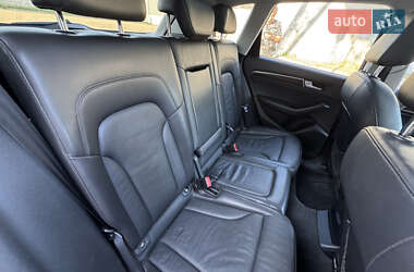 Внедорожник / Кроссовер Audi Q5 2012 в 