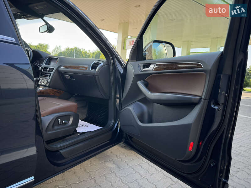 Внедорожник / Кроссовер Audi Q5 2015 в Дрогобыче