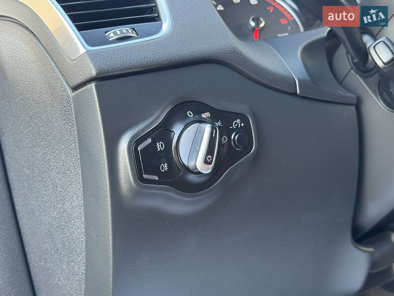 Внедорожник / Кроссовер Audi Q5 2015 в Дрогобыче