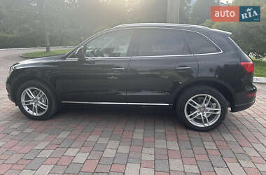 Позашляховик / Кросовер Audi Q5 2016 в Івано-Франківську