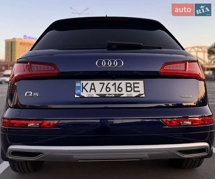 Внедорожник / Кроссовер Audi Q5 2019 в Киеве