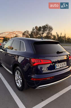 Внедорожник / Кроссовер Audi Q5 2019 в 