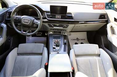 Внедорожник / Кроссовер Audi Q5 2018 в 