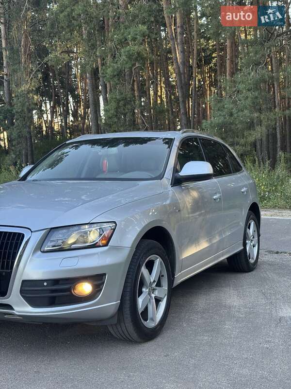 Позашляховик / Кросовер Audi Q5 2011 в Славуті