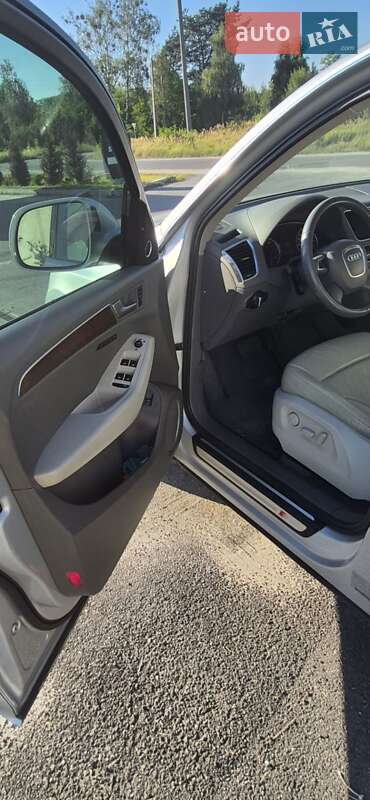 Позашляховик / Кросовер Audi Q5 2011 в Славуті
