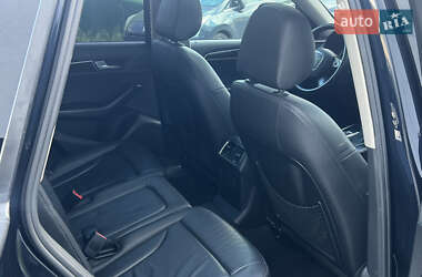 Внедорожник / Кроссовер Audi Q5 2010 в 
