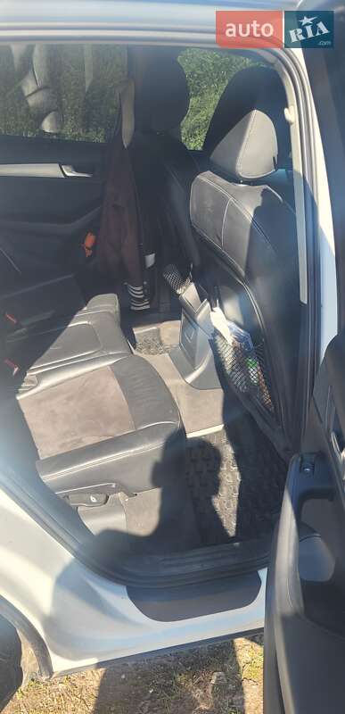 Внедорожник / Кроссовер Audi Q5 2011 в Бышеве