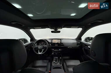 Внедорожник / Кроссовер Audi Q5 2022 в 