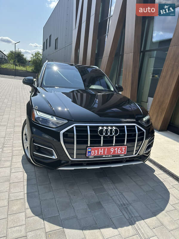 Внедорожник / Кроссовер Audi Q5 2021 в Луцке