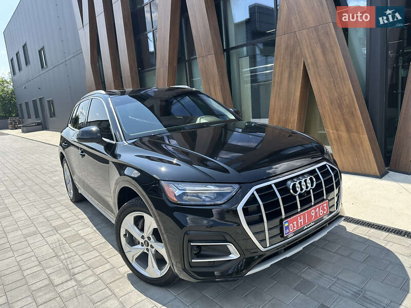 Внедорожник / Кроссовер Audi Q5 2021 в Луцке