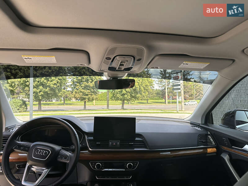 Внедорожник / Кроссовер Audi Q5 2021 в Луцке