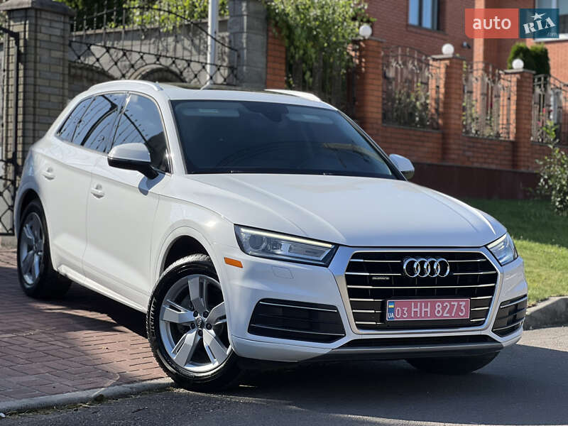 Внедорожник / Кроссовер Audi Q5 2018 в Ровно