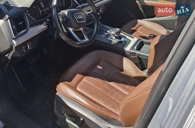 Внедорожник / Кроссовер Audi Q5 2017 в 