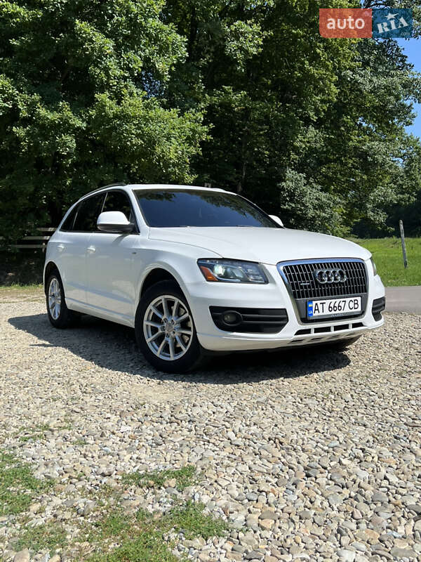 Внедорожник / Кроссовер Audi Q5 2011 в Ивано-Франковске