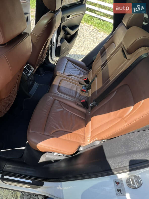 Внедорожник / Кроссовер Audi Q5 2011 в Ивано-Франковске