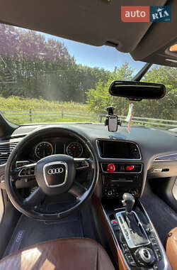 Внедорожник / Кроссовер Audi Q5 2011 в 