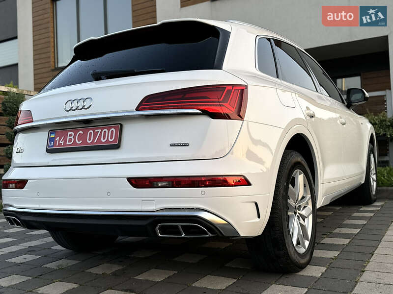 Внедорожник / Кроссовер Audi Q5 2022 в Стрые
