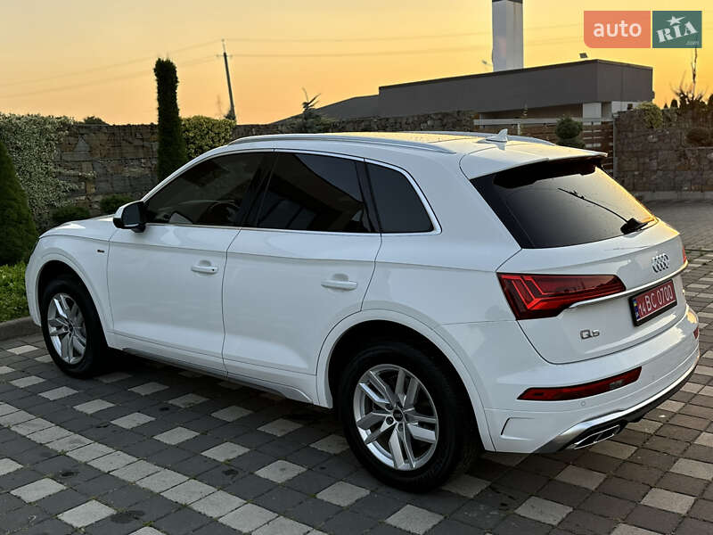 Внедорожник / Кроссовер Audi Q5 2022 в Стрые
