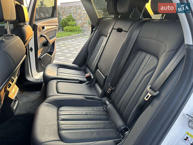 Внедорожник / Кроссовер Audi Q5 2022 в Стрые