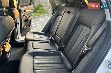 Внедорожник / Кроссовер Audi Q5 2022 в 