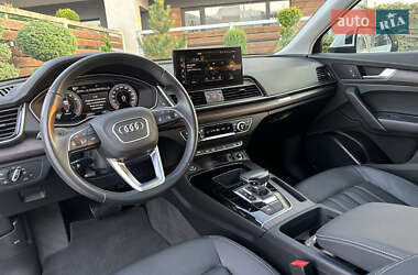 Внедорожник / Кроссовер Audi Q5 2022 в 