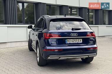 Внедорожник / Кроссовер Audi Q5 2021 в 