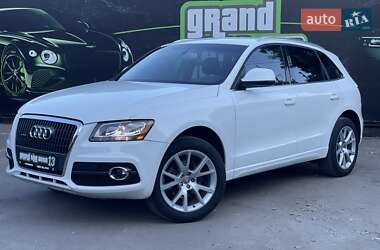Внедорожник / Кроссовер Audi Q5 2012 в 