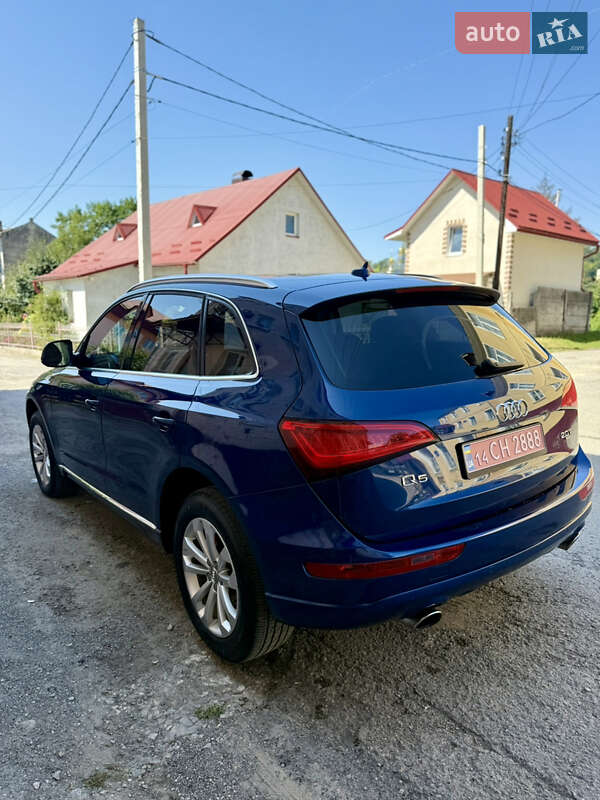 Внедорожник / Кроссовер Audi Q5 2013 в Тернополе