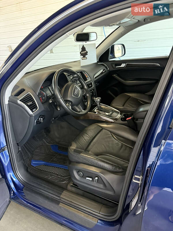 Внедорожник / Кроссовер Audi Q5 2013 в Тернополе