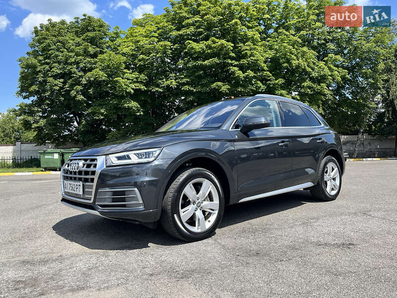 Внедорожник / Кроссовер Audi Q5 2017 в 