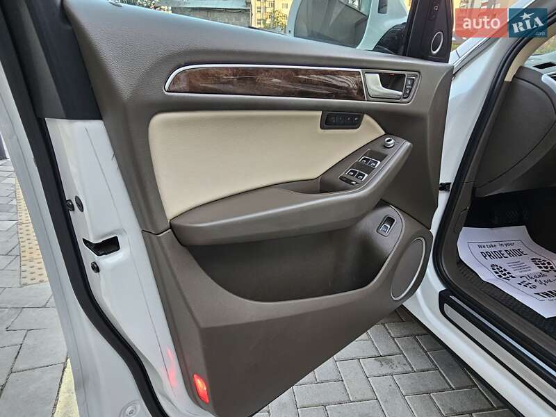 Внедорожник / Кроссовер Audi Q5 2015 в Львове